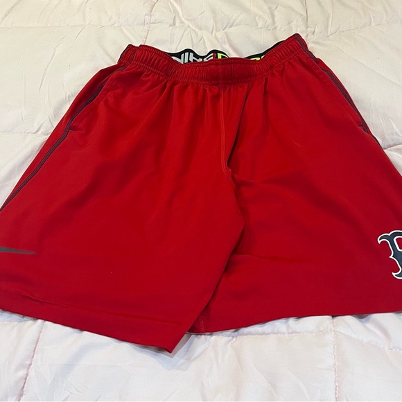 BOSTON BASEBALL TRAINERS - Picture 2 of 5